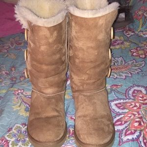 Ugg light brown boots!!!